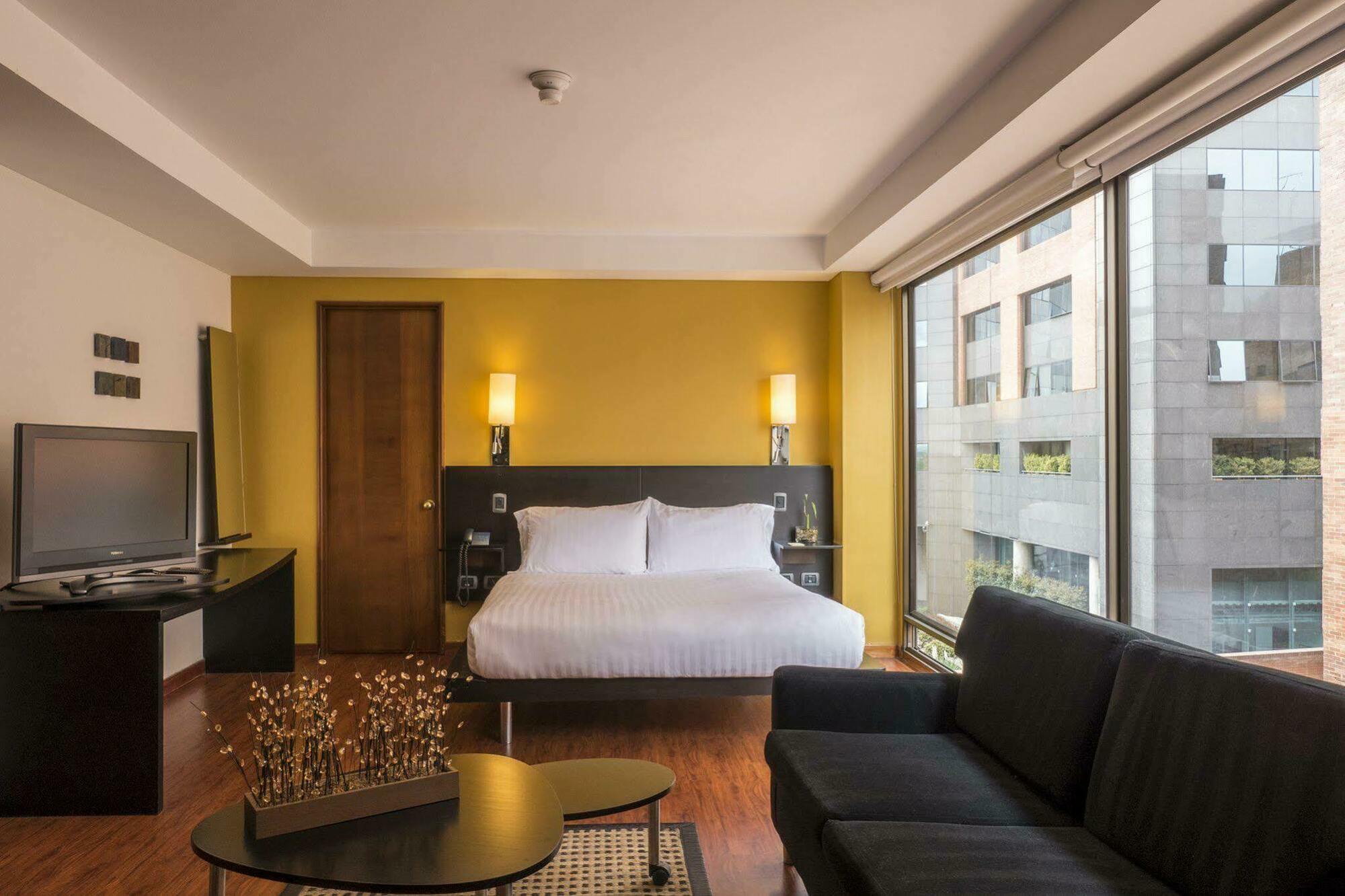Hotel Lugano Suites Bogotá Exterior foto